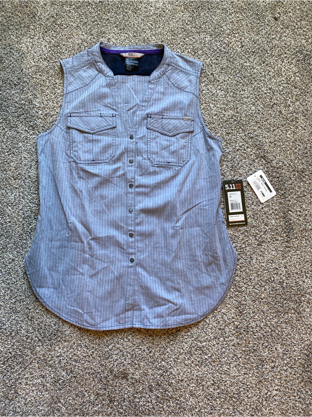 5.11 Tactical NWT Women's Blue Sleeveless Button-Up Tank Top Size Small